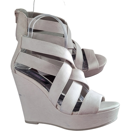 Material Girl Maxel Beige Strappy Wedges Size 7 - Picture 2 of 13